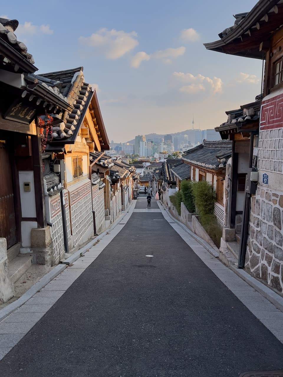 도시 속 한옥 카페와 전통적인 감성