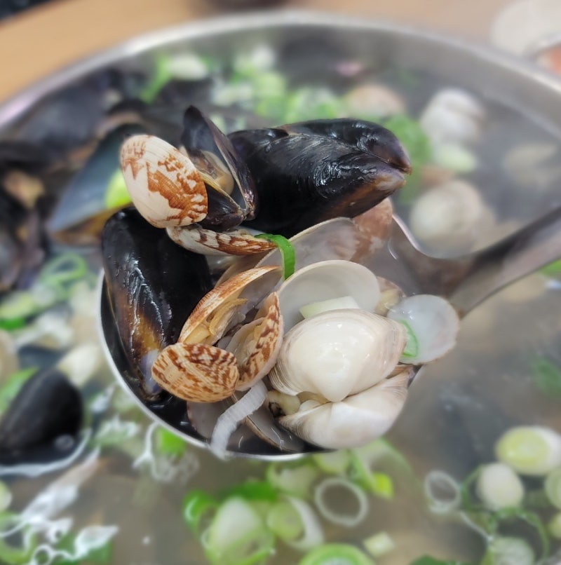 수원 칼국수 맛집 물총칼국수 만석공원 맛집