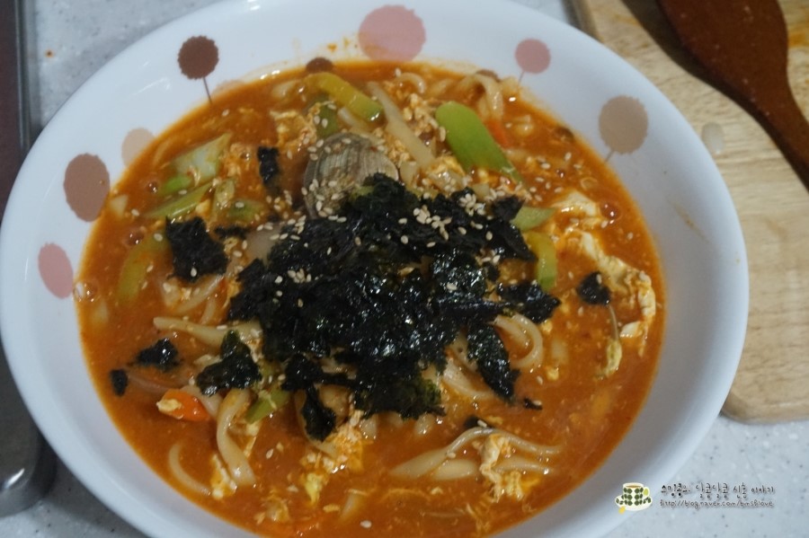 고향만두칼국수 이미지