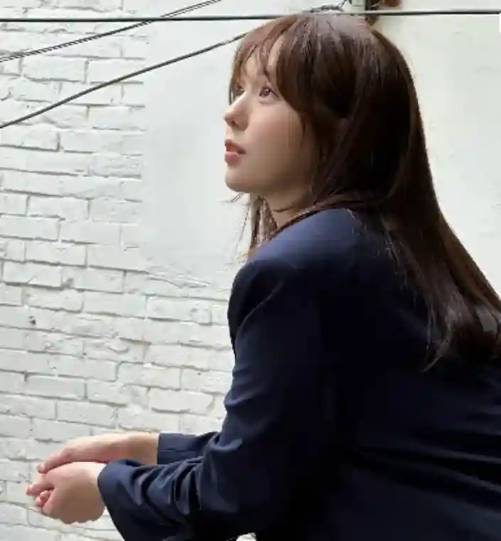 배우-채수빈-사진