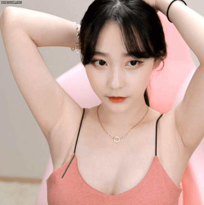  머리를 묶는 BJ 짜미 겨드랑이