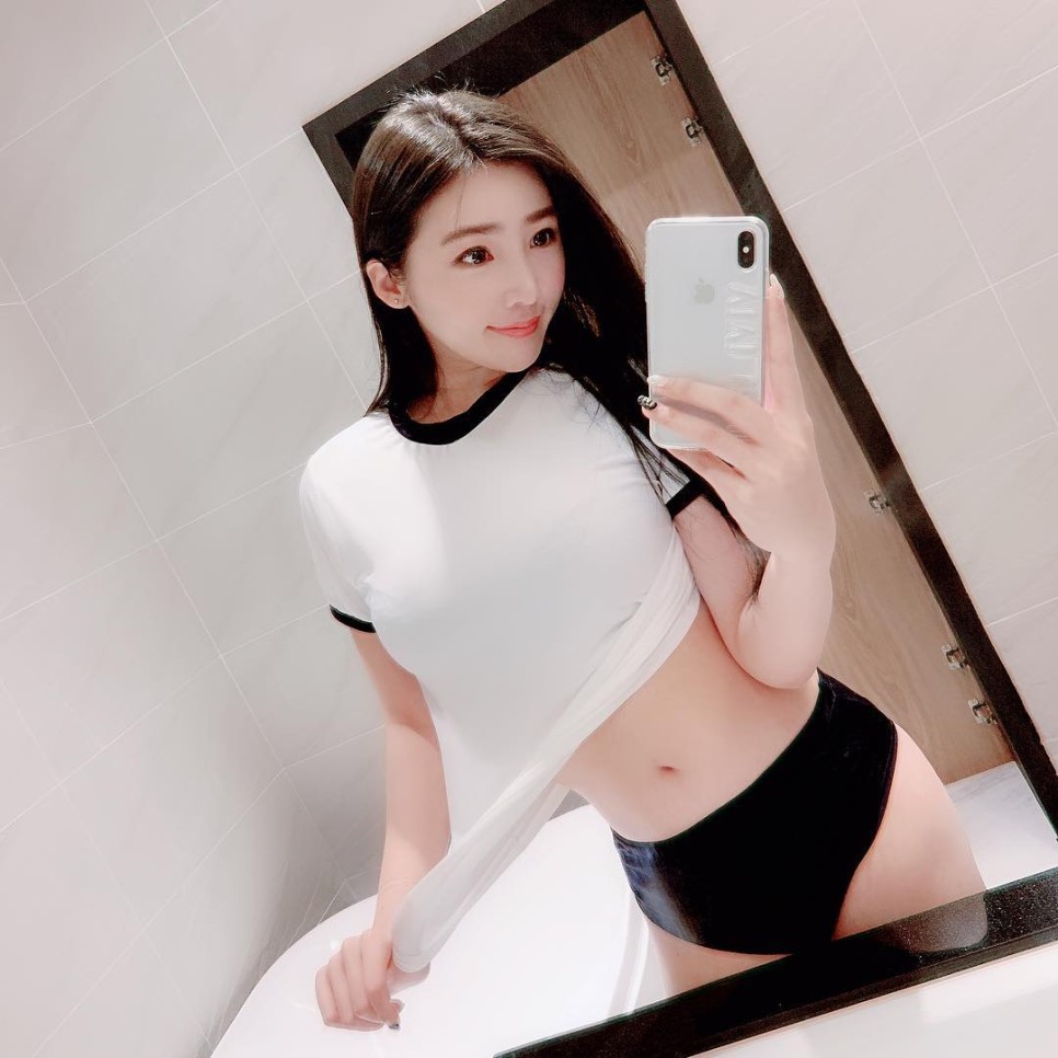  대만 모델 비비수
