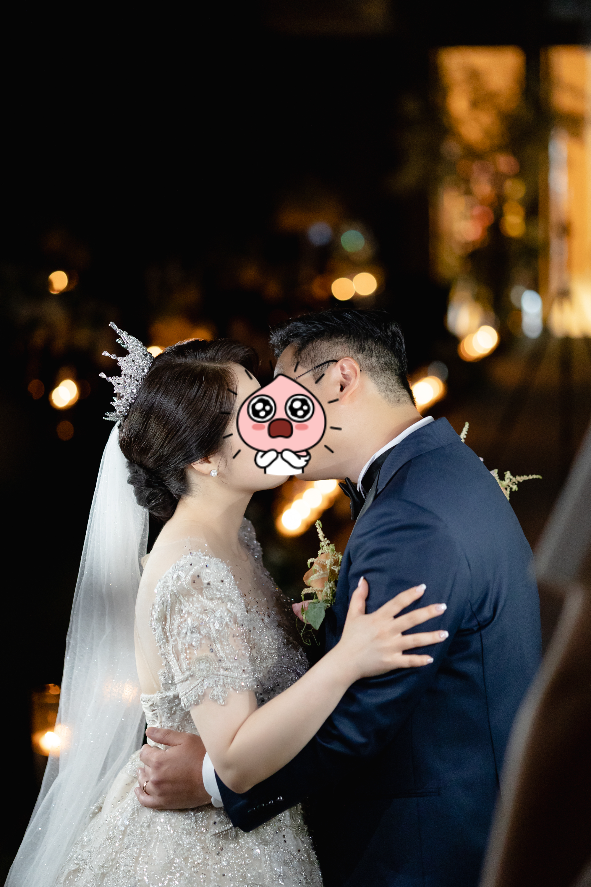 신랑-신부-뽀뽀씬