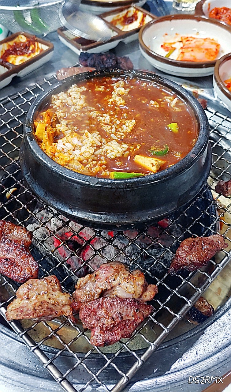 동원참나무숯불구이 이미지