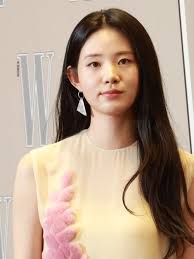 배우 신시아