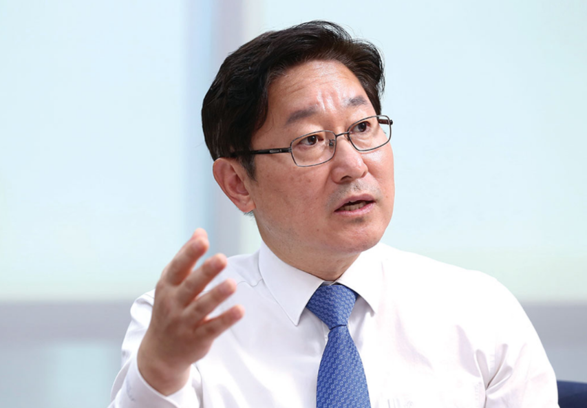  박범계 법무부장관 프로필..윤석열 동기