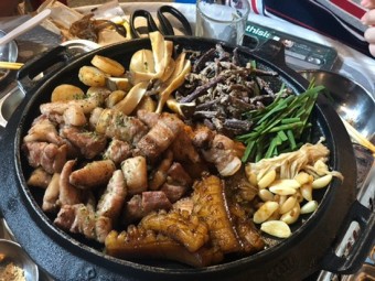 한돈 한판 모듬