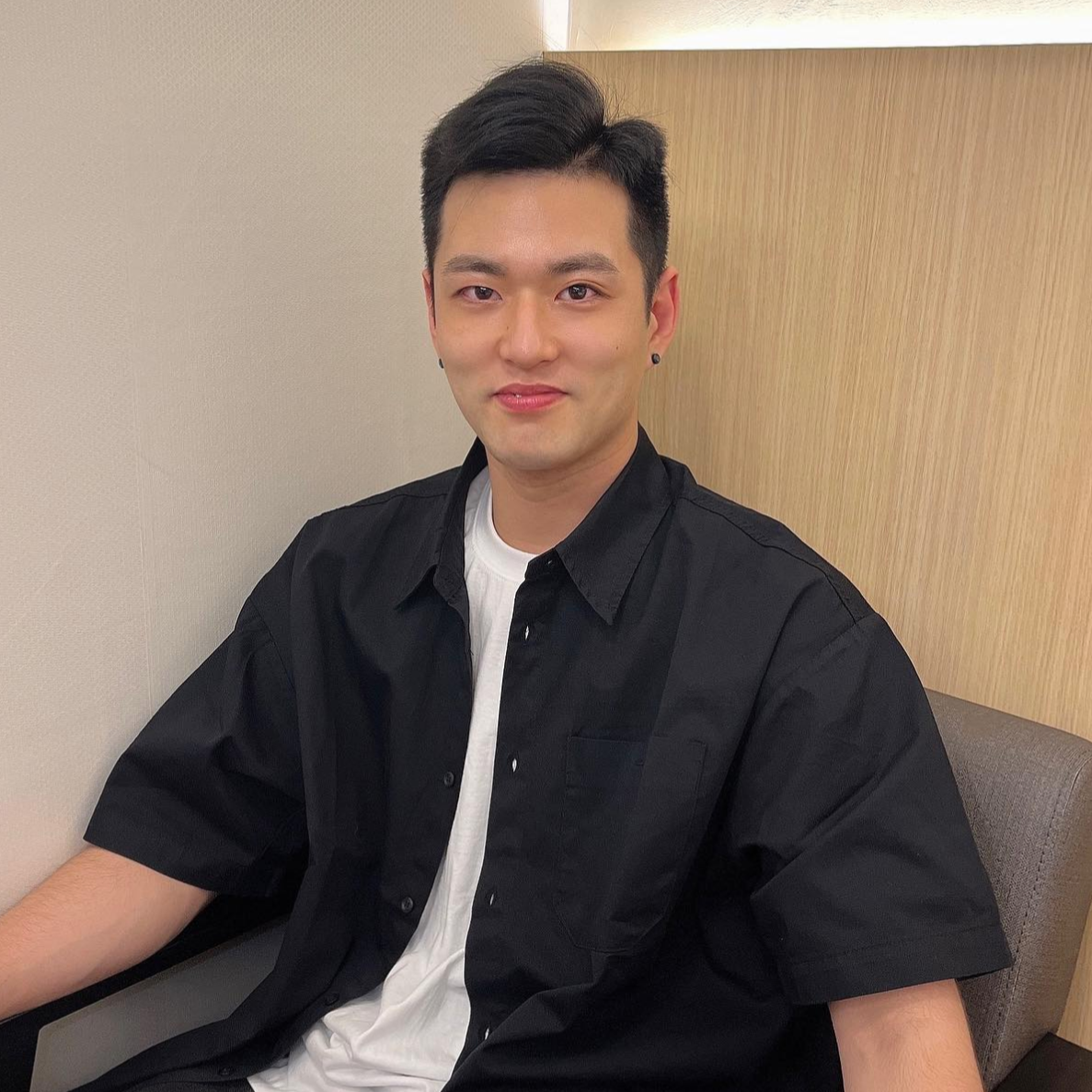 프라임킹즈_댄스팀이ㅡ_멤버_도어의_사진이다