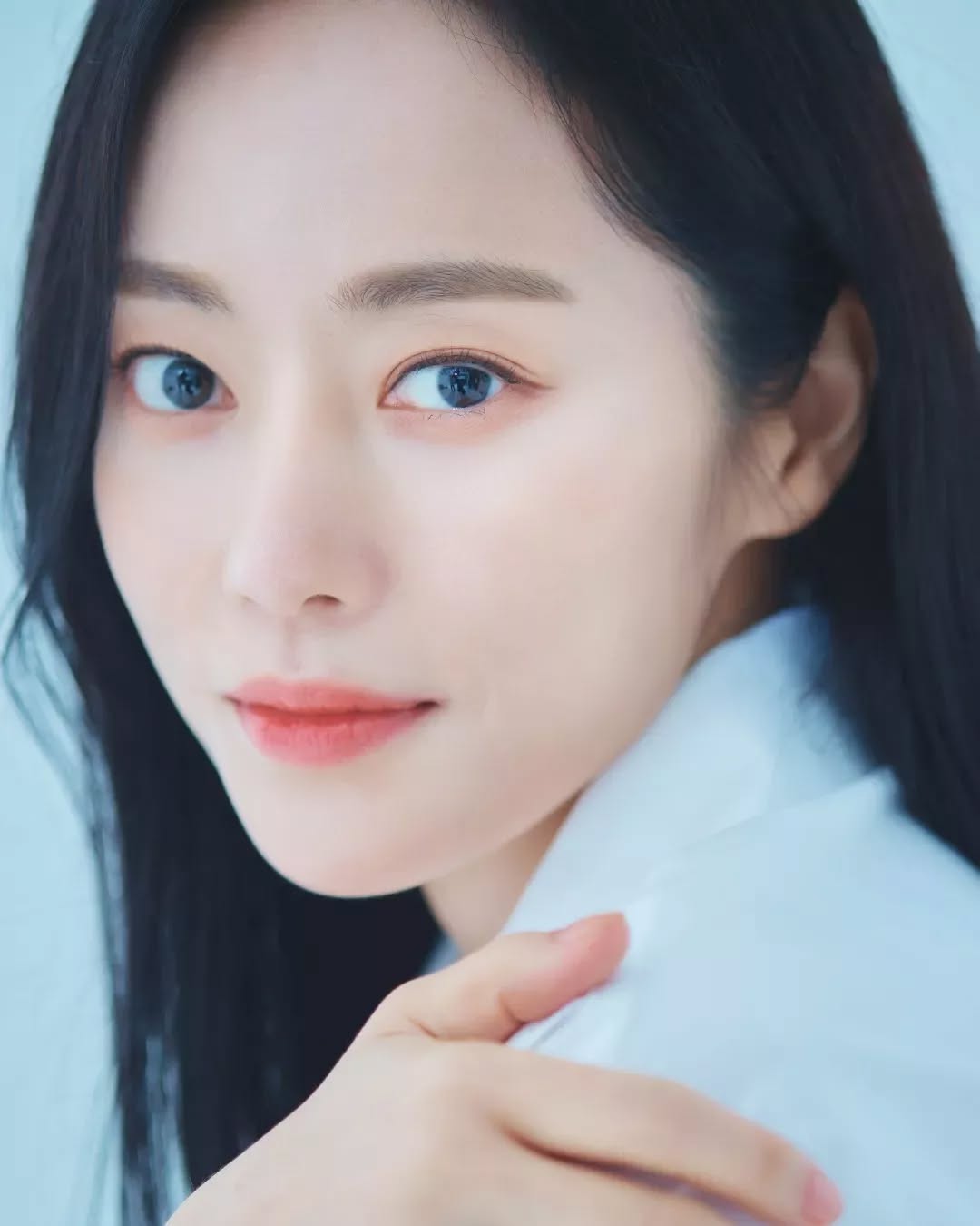 윤아정 