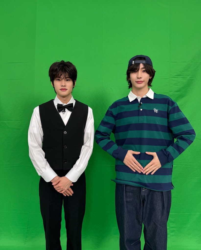 20250420위라이즈트위터공계가족사진