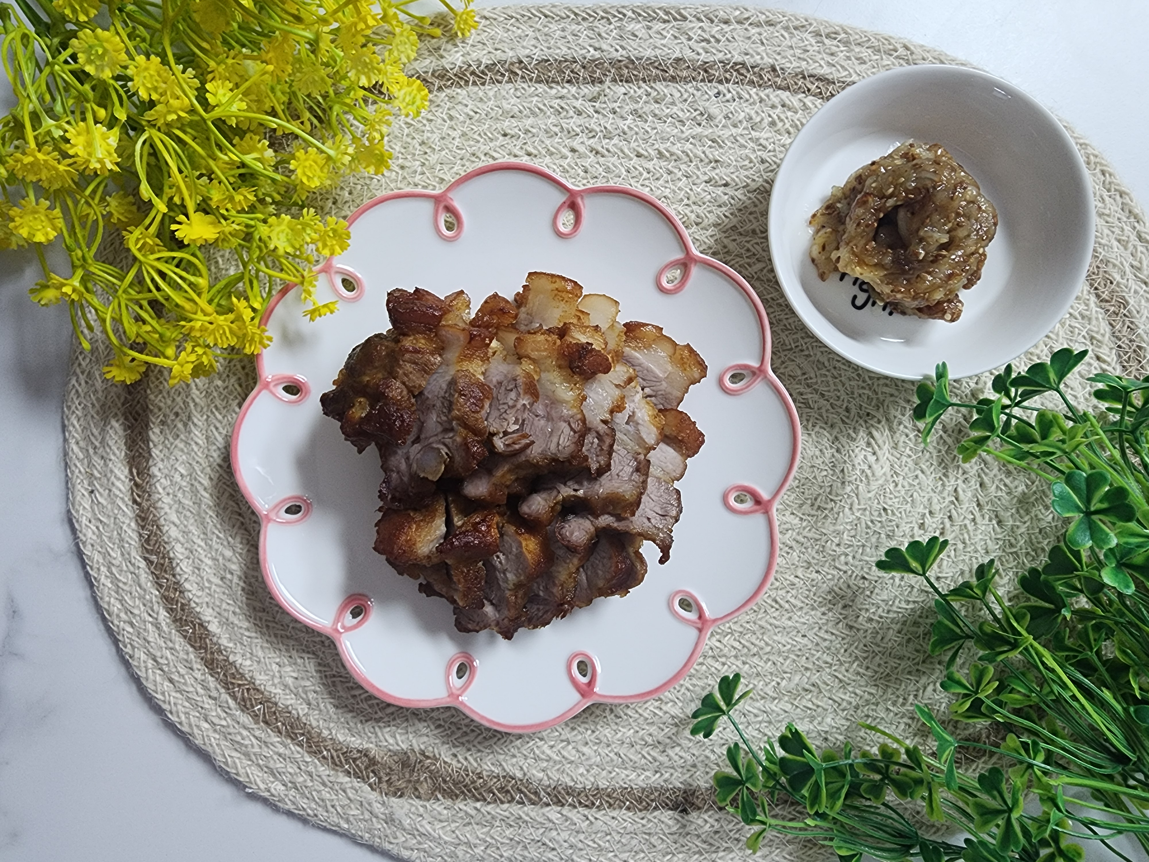  편스토랑 류수영 마늘수육 레시피 무수분 냄비수육 통삼겹살 요리