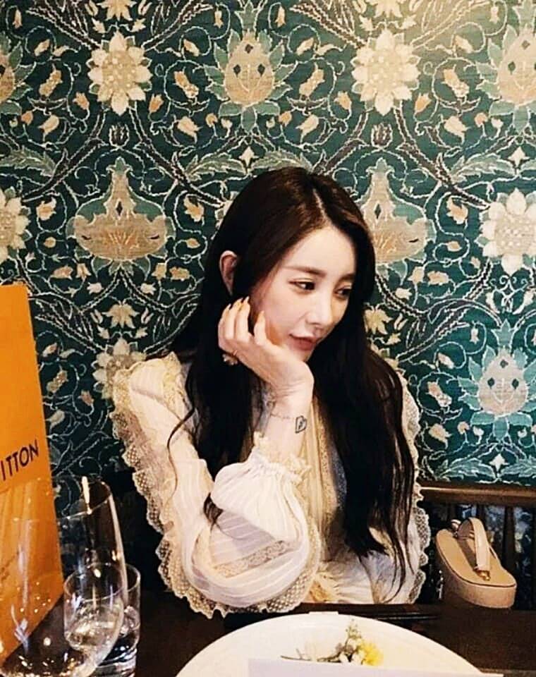 가수-서인영