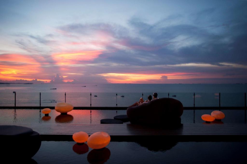 힐튼 파타야 (Hilton Pattaya)
