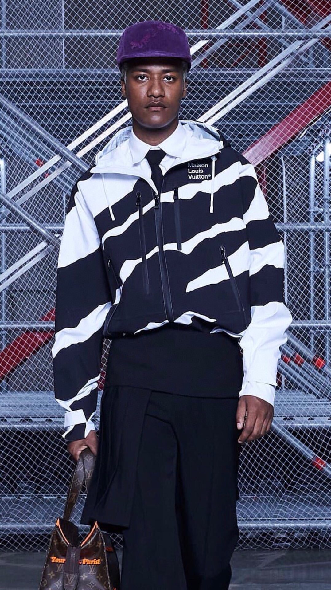  [LOUIS VUITTON] 루이비통 본디드 그래픽 쉘 자켓 1A98AP
