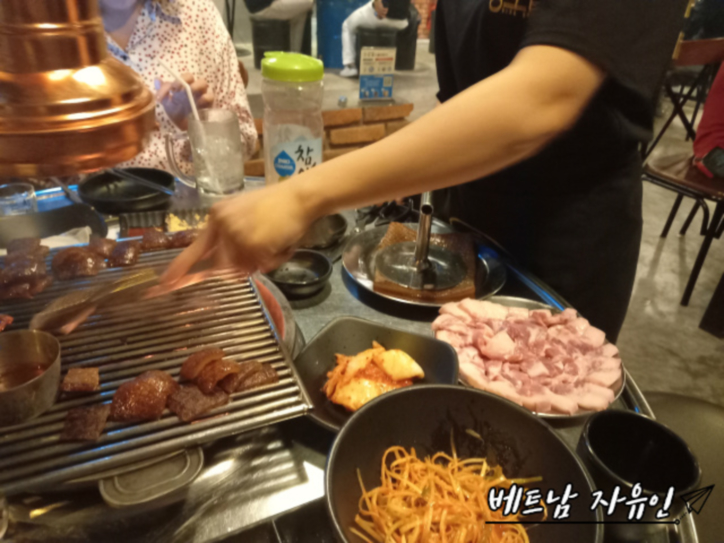 호치민 돼지껍데기 맛집