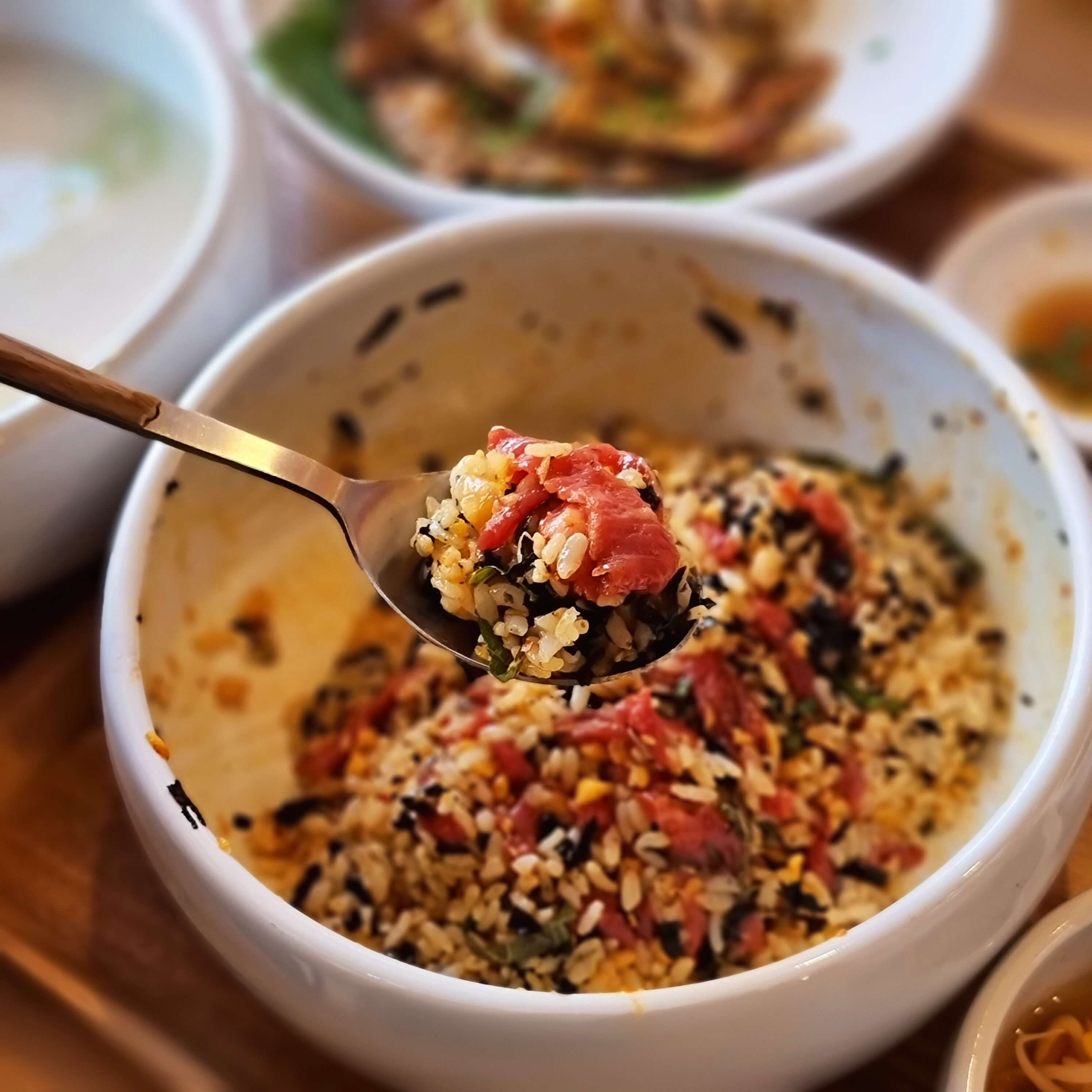 육탕 육회비빔밥6