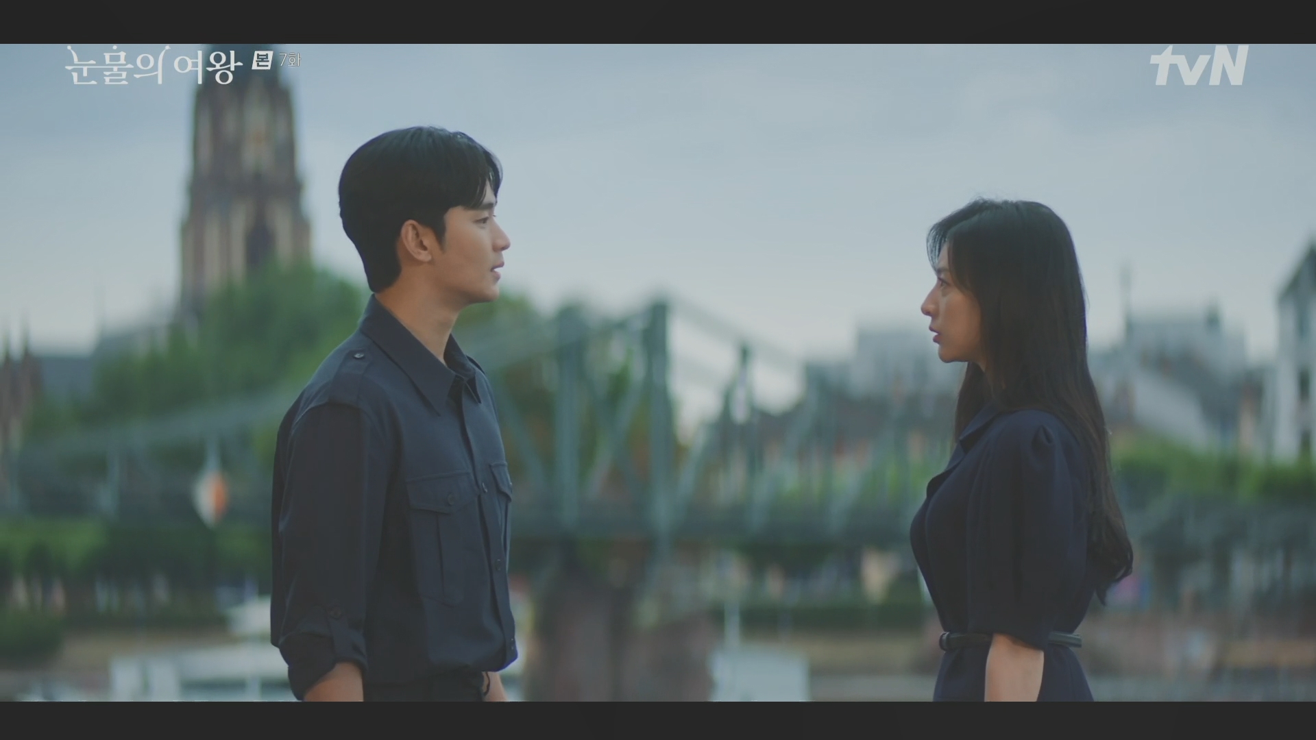 눈물의 여왕 촬영지 145곳을 알려드립니다. - 눈물의 여왕 - 마인강 옆