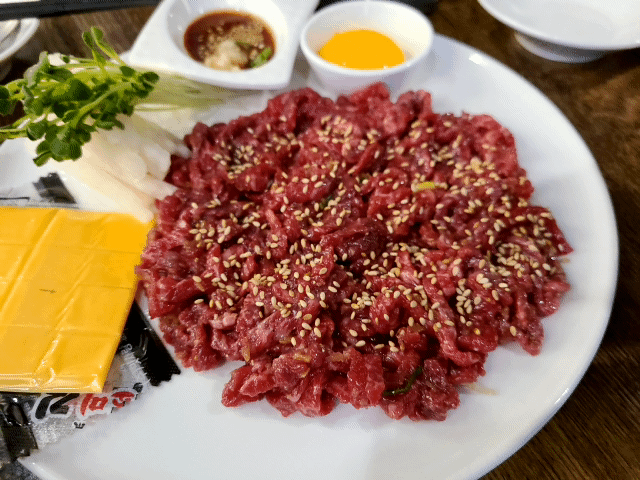  성남 모란역 맛집 육회 육사시미 육전 : 장군육회