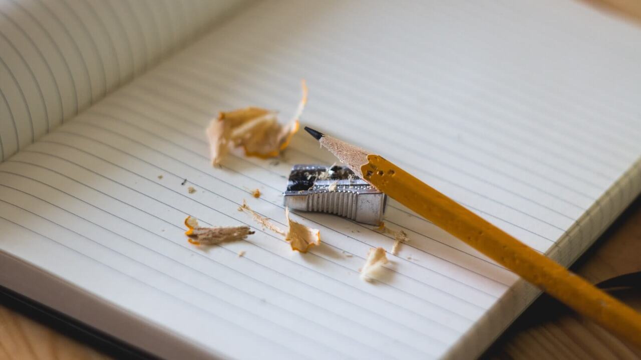  Resume vs LinkedIn Profile Writing