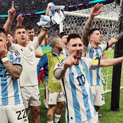 기뻐하는-아르헨티나-선수들