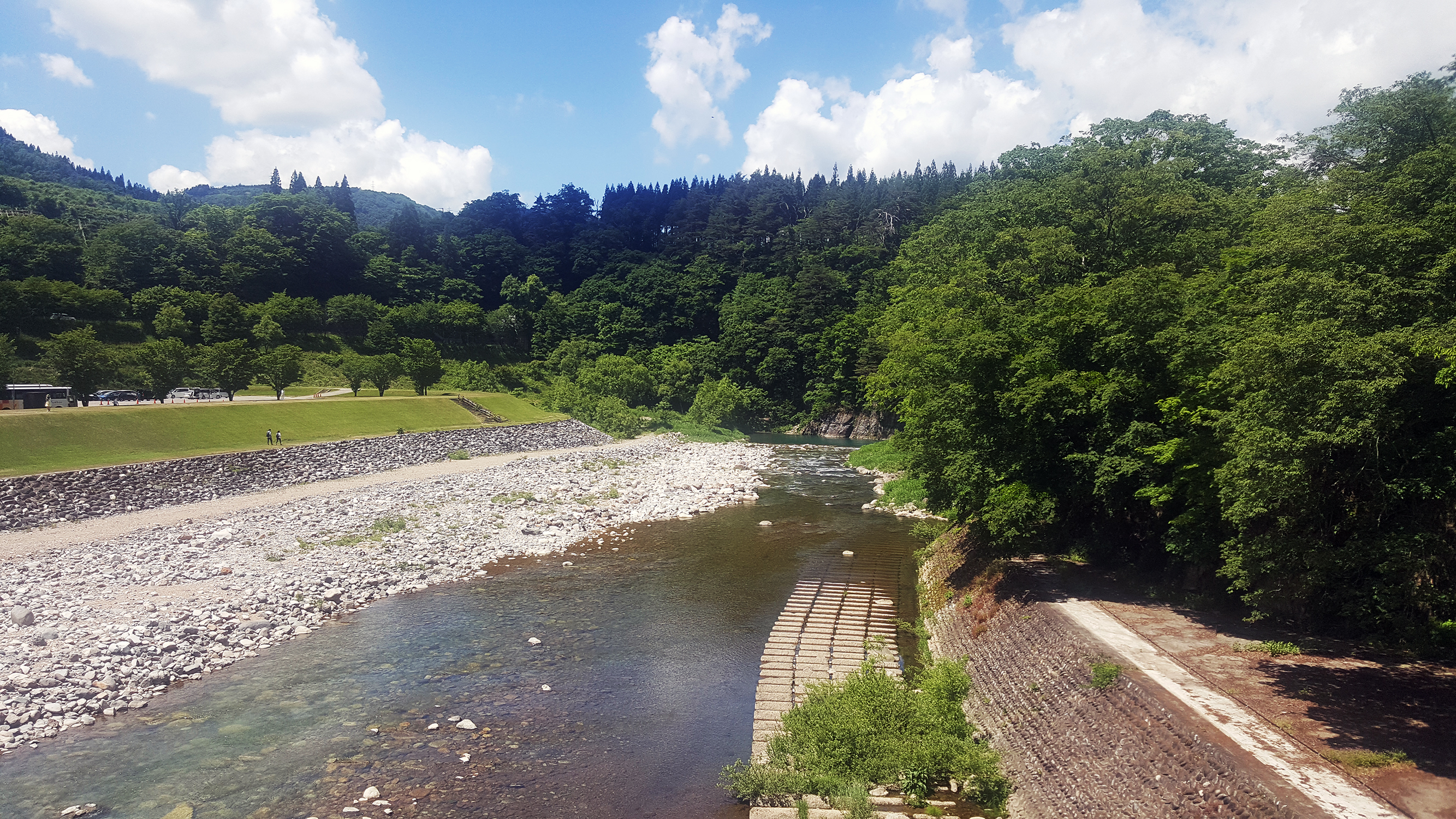 시라카와고 강
