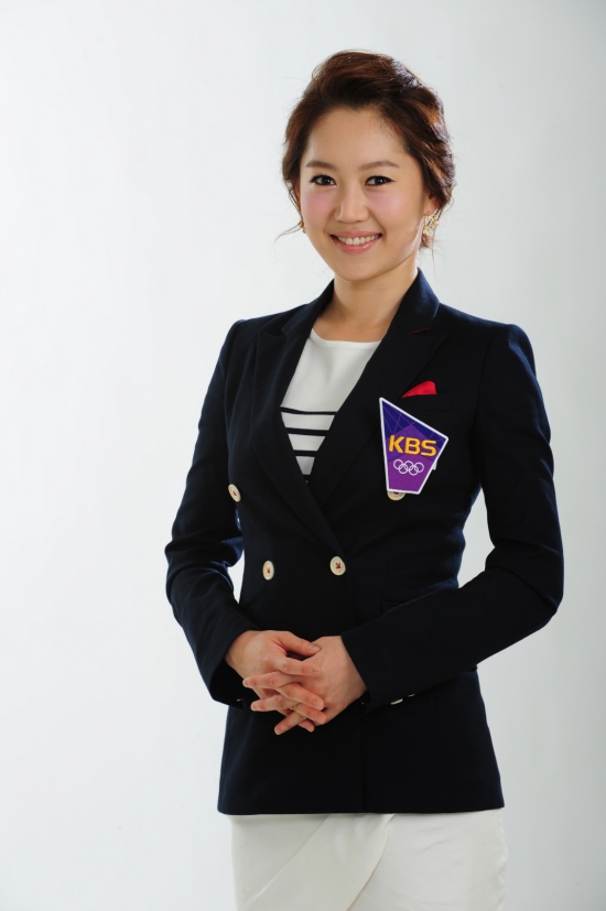 엄지인 아나운서 프로필 나이 키 인스타 결혼 남편 화보 과거 각선미 출발드림팀