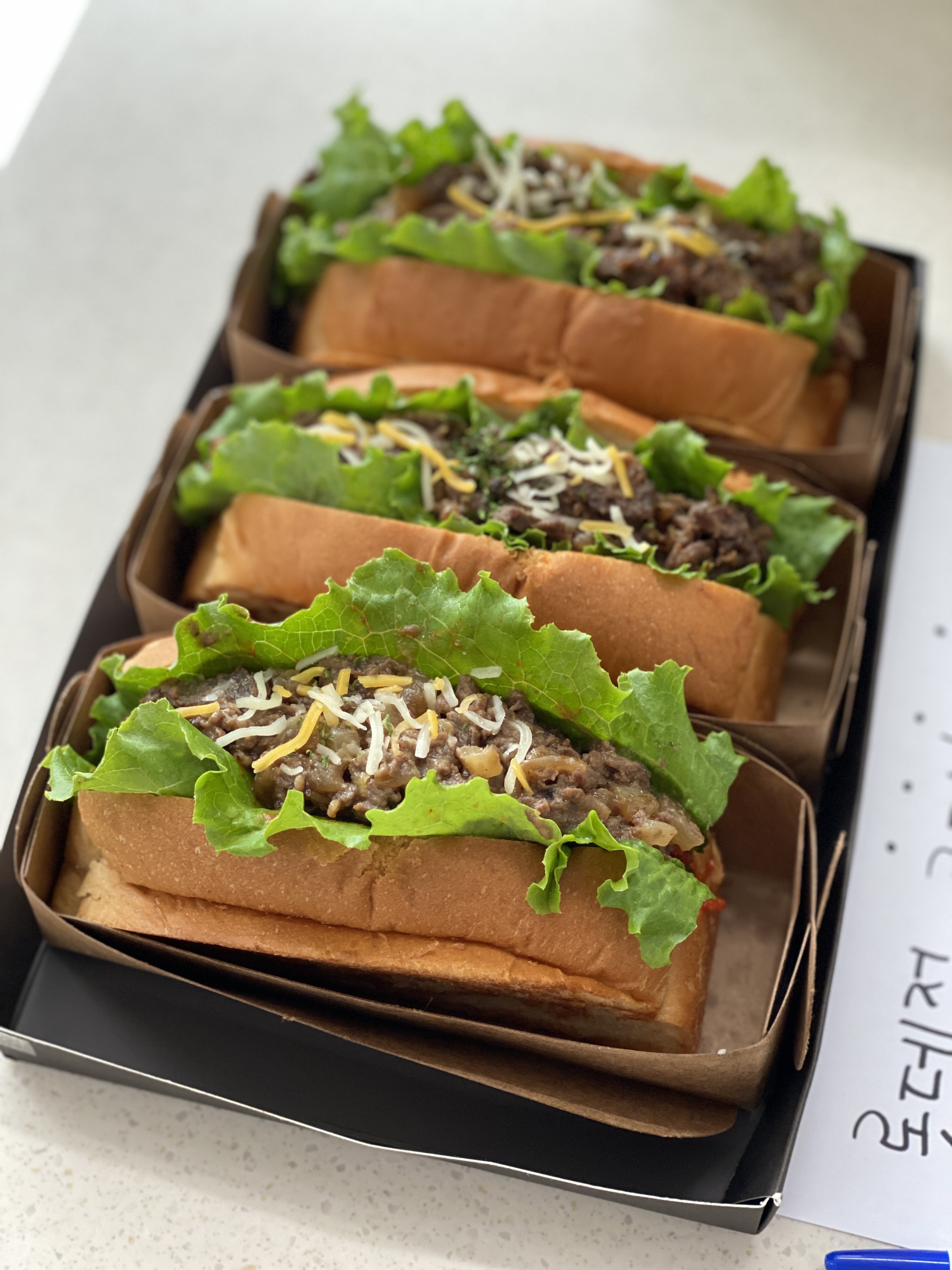  성심당 고기한쌈 샌드위치 먹어본 후기 (대전 성심당 롯데점 only)