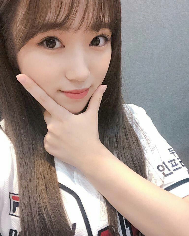 아이즈원 야부키나코