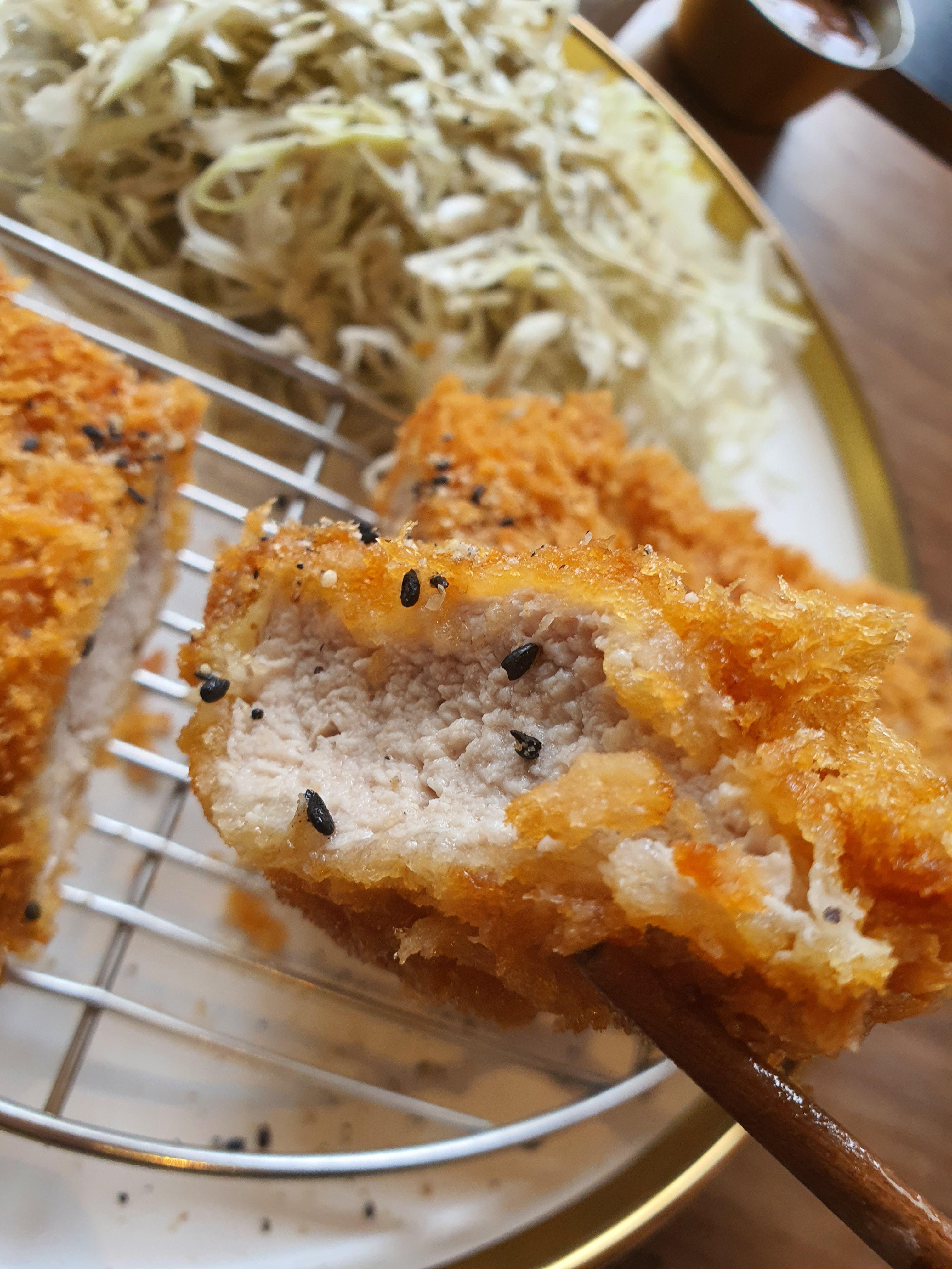  용산 돈가스 효돈 - 새로운 맛집의 탄생을 알리다