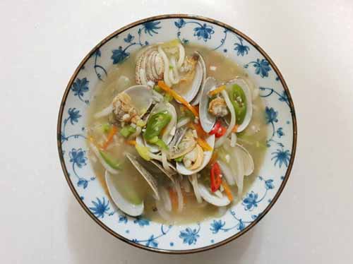  바지락 칼국수