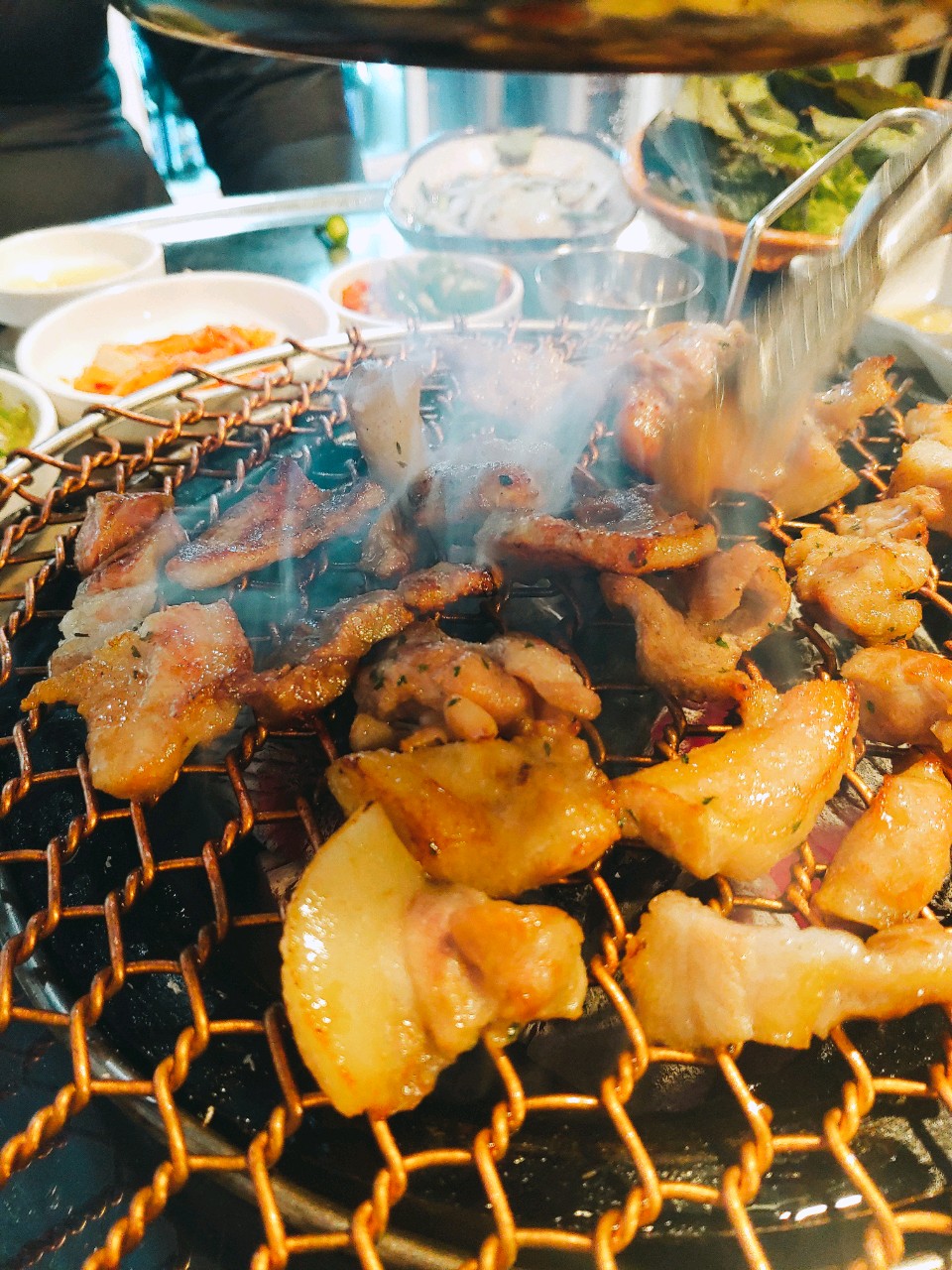  [영덕 고깃집], 안가 뒷고기 한점 어떠신지..