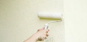 벽지 위에 페인트 칠하는 법 셀프 꿀팁_48