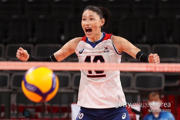  김연경 ‘은퇴 고민’ 인정…“구단과 조율해서 말씀드리겠다” 혼돈의 흥국생명