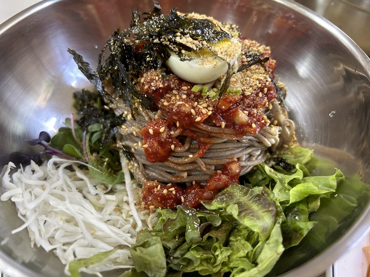 비빔막국수