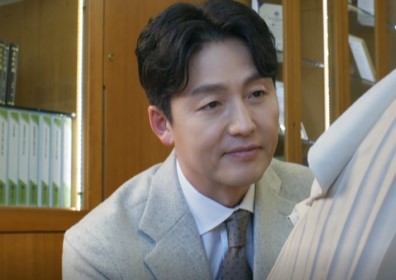 등장인물가면의여왕이정진이미지