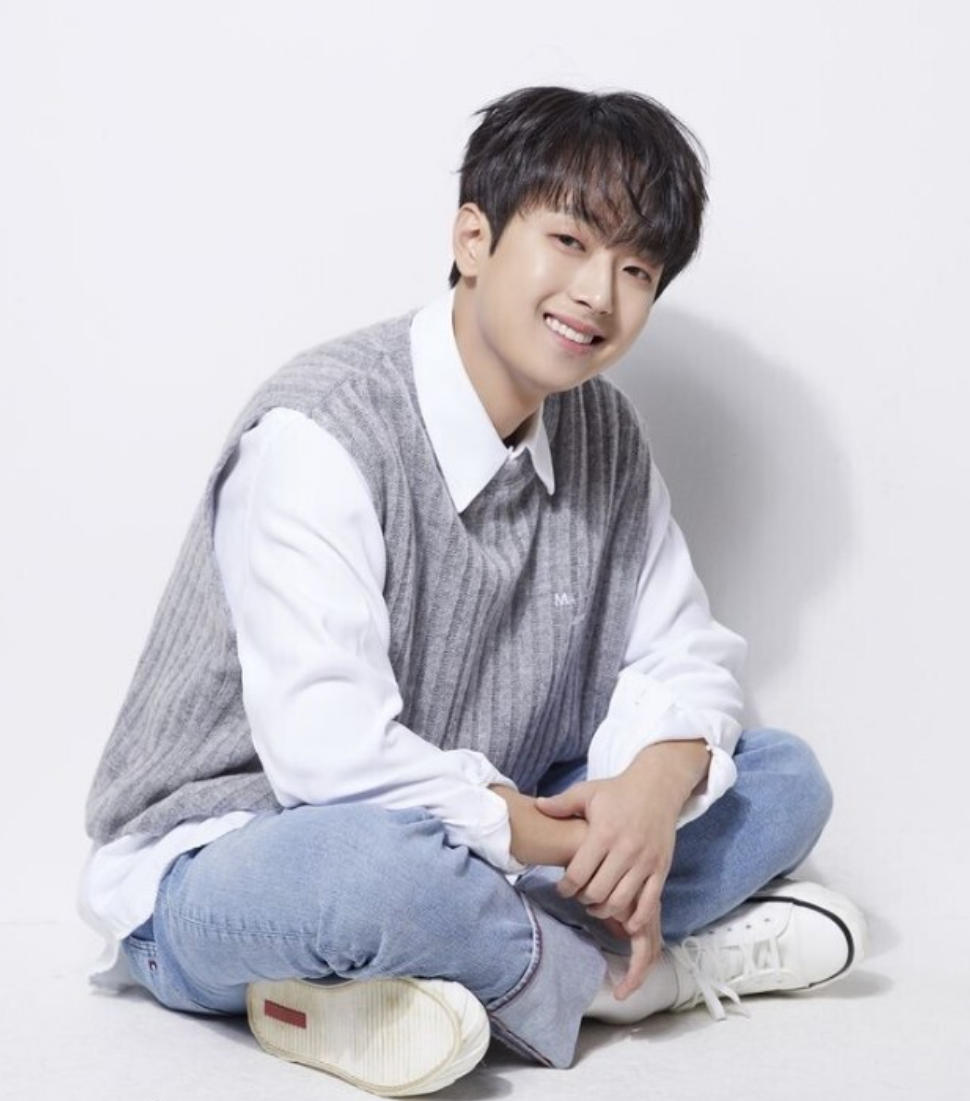  이찬원 8월 트위스트고고, 여름 가요계 접수