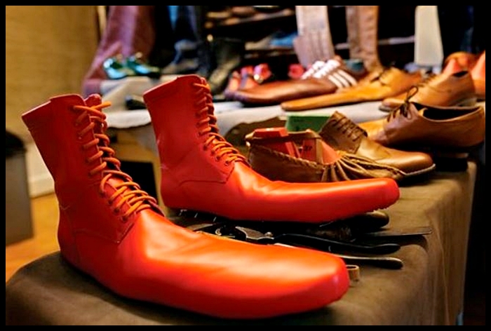 루마니아 구두 명장이 만든 사회적 거리두기 신발