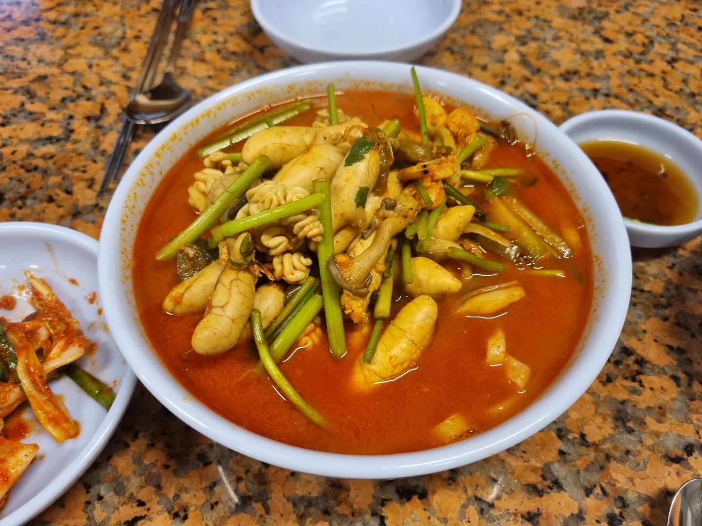 하니칼국수 이미지