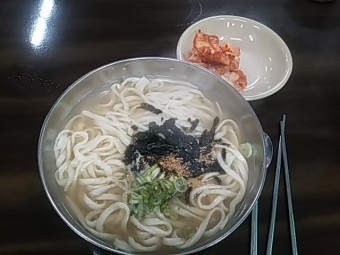 3500원 칼국수