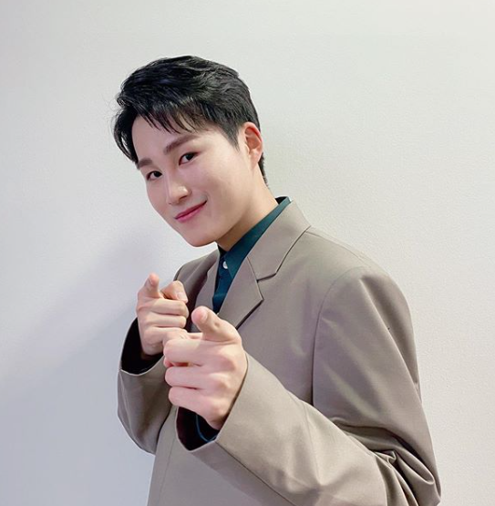 김희재 나이 친이모 서지오 가족 학력 엄마 키 고향 노래 종교 군대 데뷔 김희재 나이 친이모 서지오 가족 학력 엄마 키 고향 노래 종교 군대 데뷔