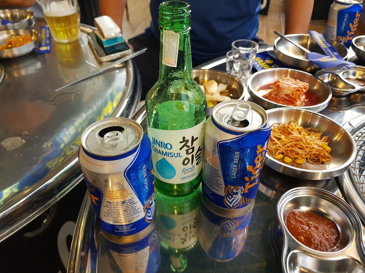 호치민 7군 푸미흥 소고기&#44; 막창 맛집 삼원숯불고기 - 참이슬 & 타이거 맥주