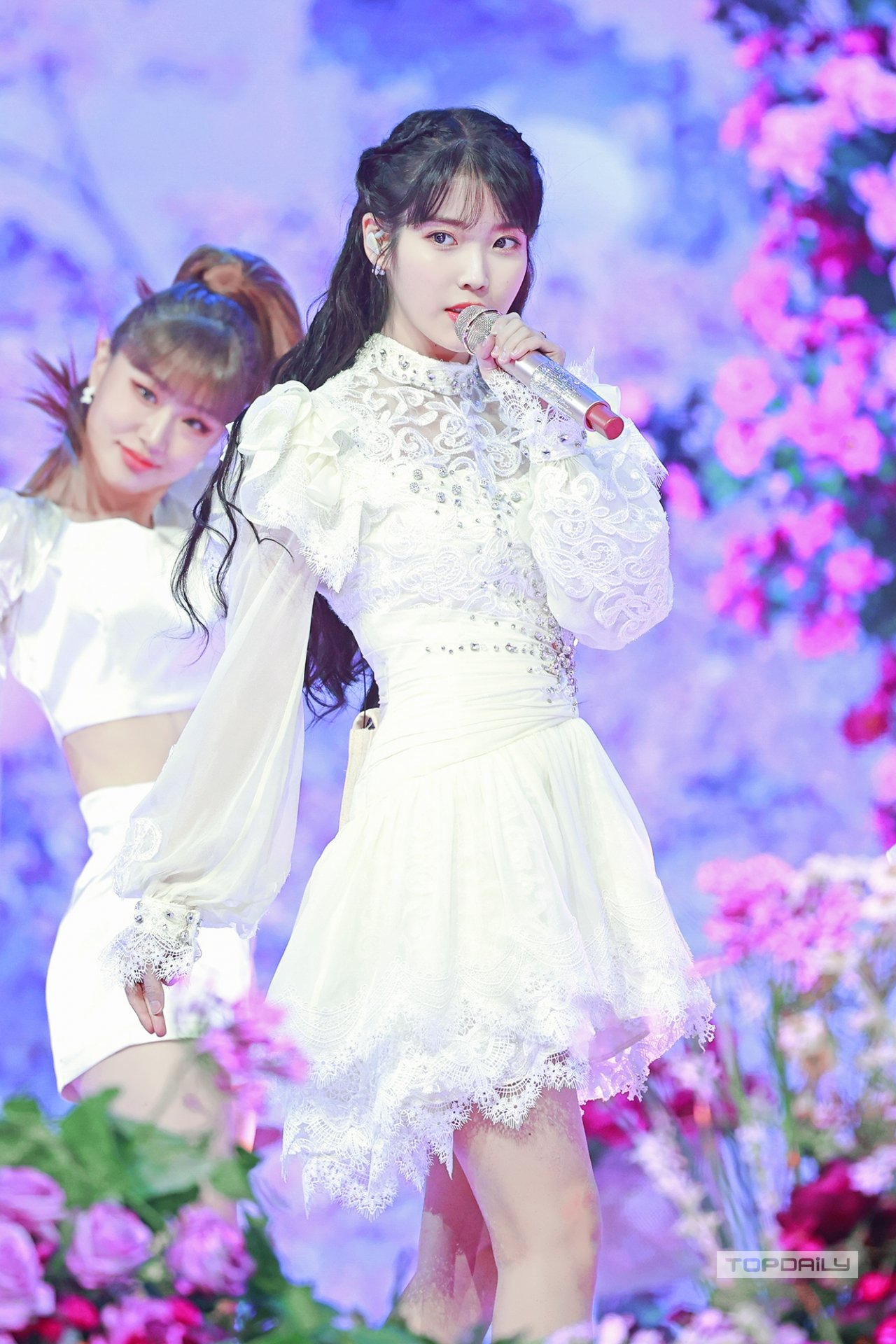  멜론뮤직어워드 2021 MMA2021 라일락 레전드 의상 아이유