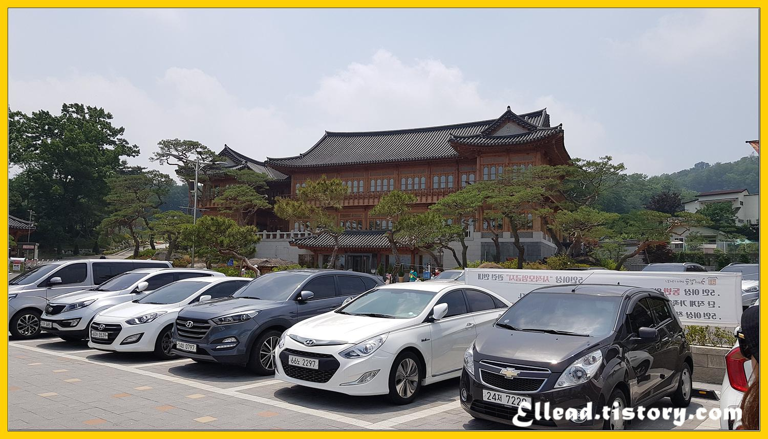  <화성 혜경궁 베이커리> 초대형 카페 유감