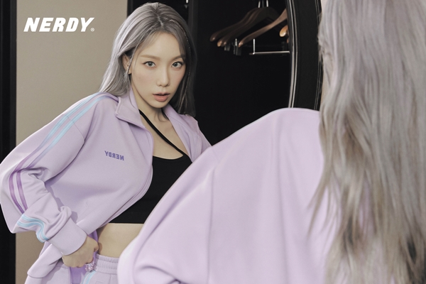  소녀시대 태연 NERDY 유튜브 화보 움짤 gif