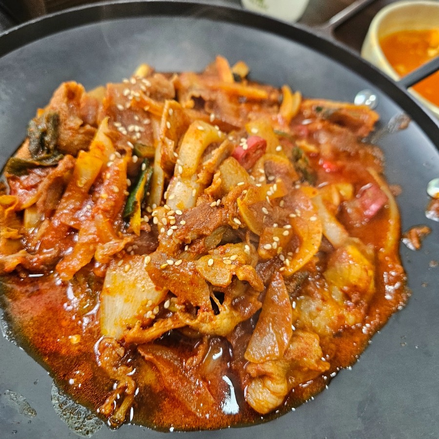 생생정보 장사의신 생고기김치찌개 옥이이모네