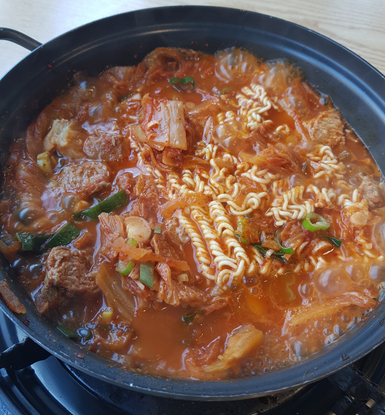  [아산시/탕정면 맛집] 지중해마을 김치찌개 맛집! 돈빛나 방문 후기