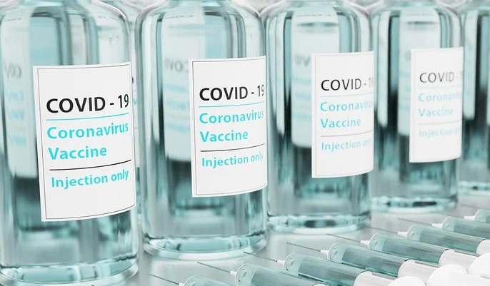 Covid-19-백신병-진열된-모습