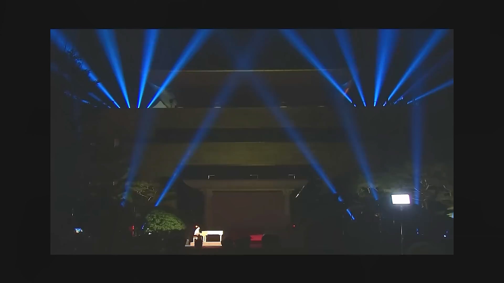 탁현민 더 쇼.mp4_20241208_165447.055.jpg