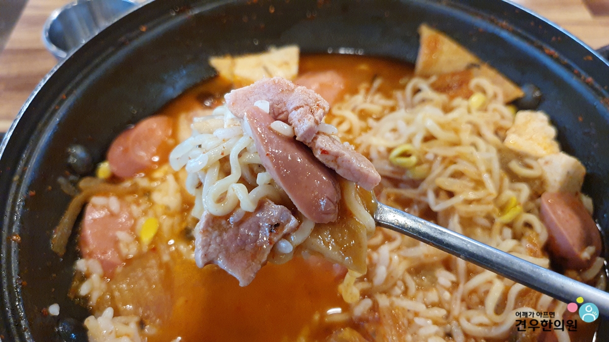 청년밥집 이미지