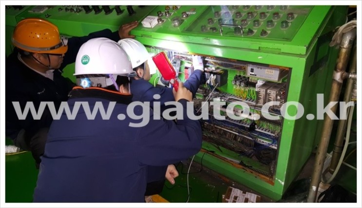 POPE-REEL MITSUBISHI PLC &amp; KEYENCE TOUCH SCREEN,MELSEC